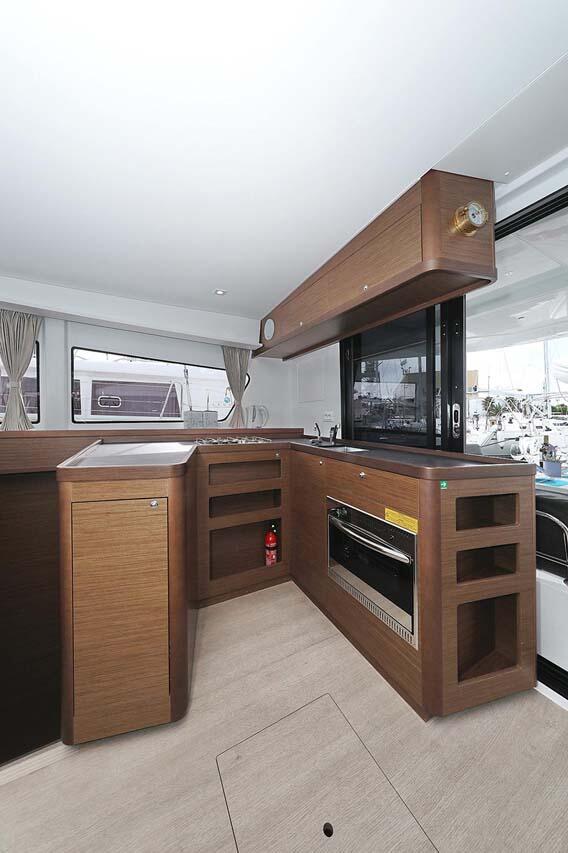 Catamaran 