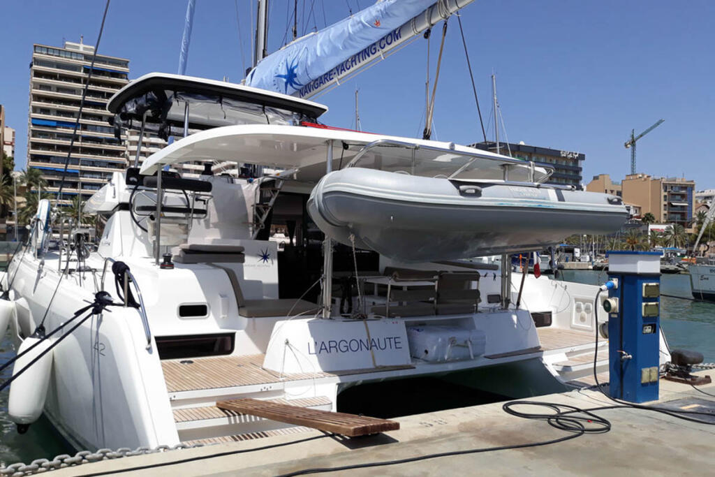 Catamaran 