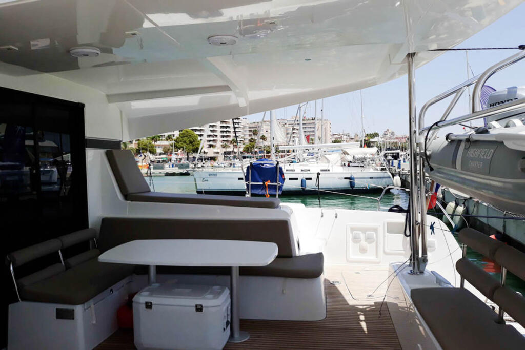 Catamaran 
