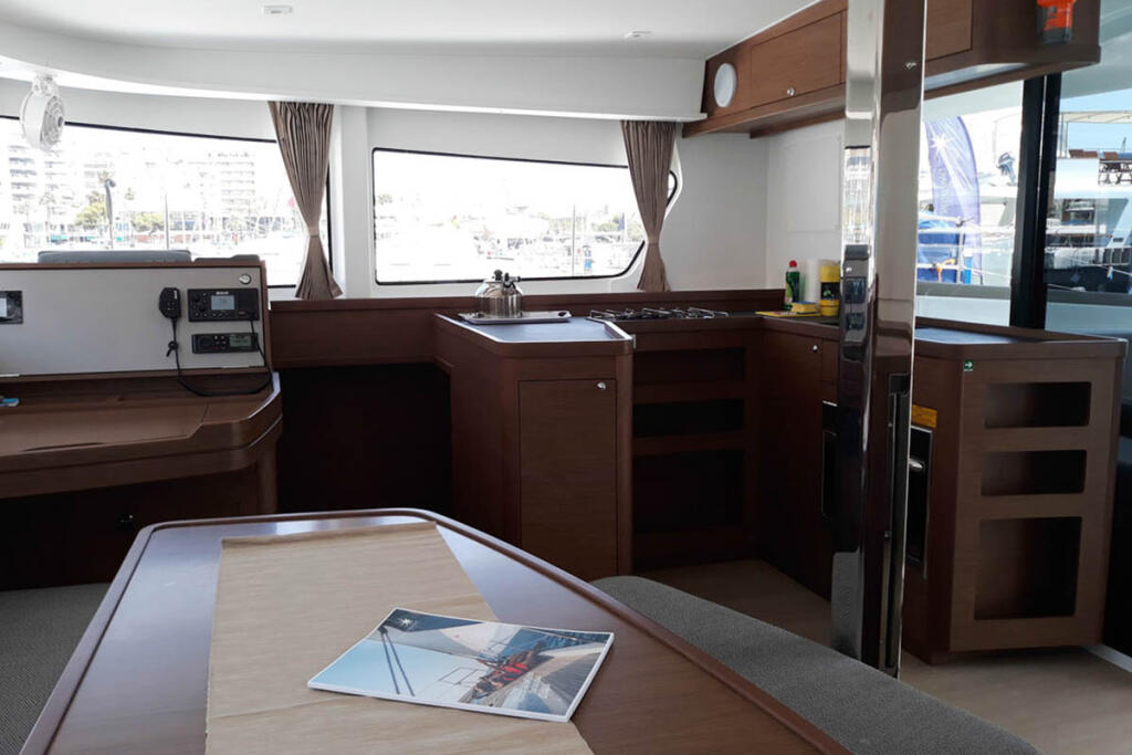 Catamaran 