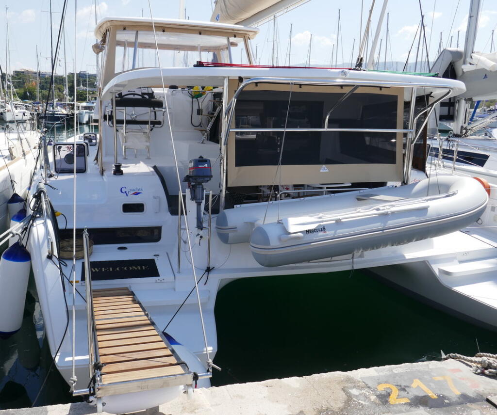 Catamaran 