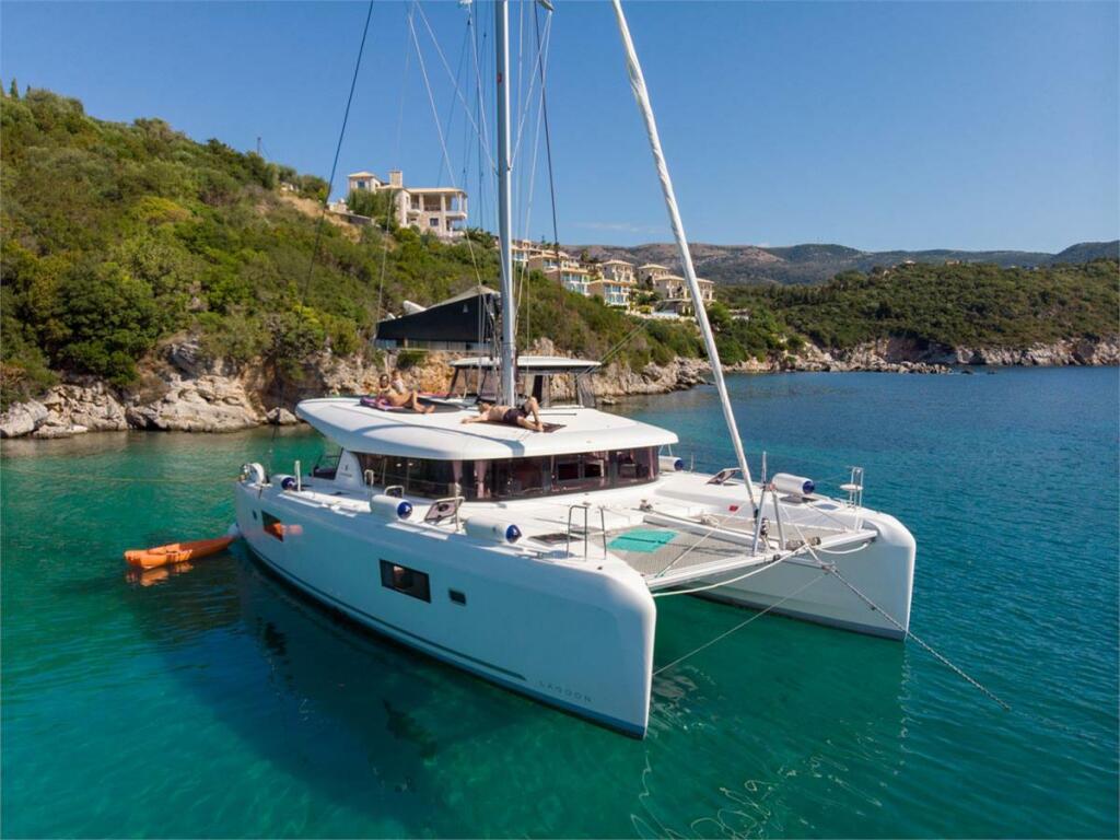 Catamaran 