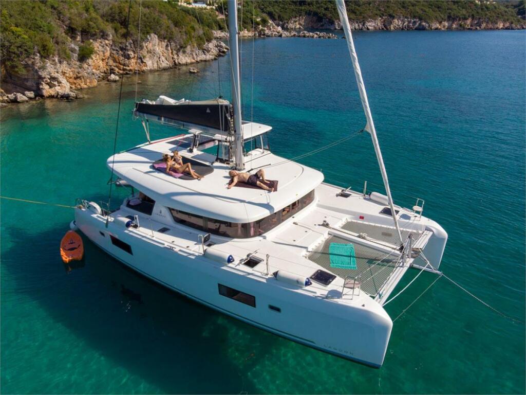 Catamaran 