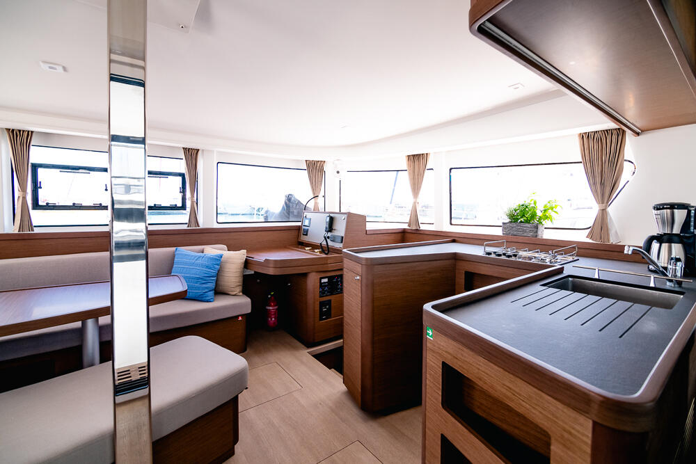 Catamaran 