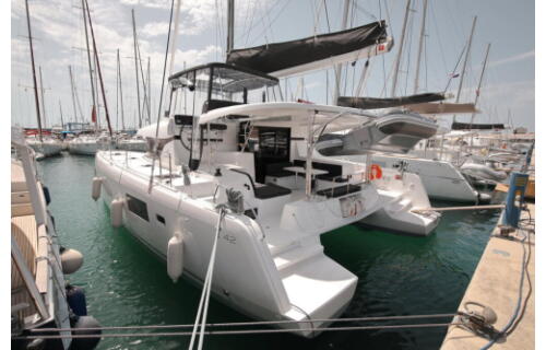 Catamaran 