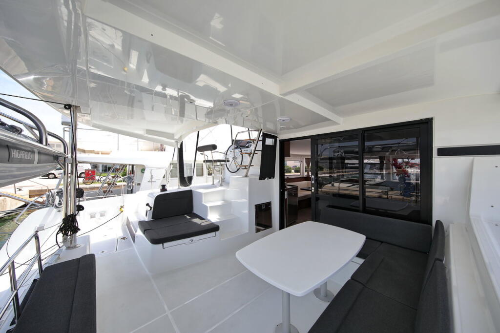 Catamaran 
