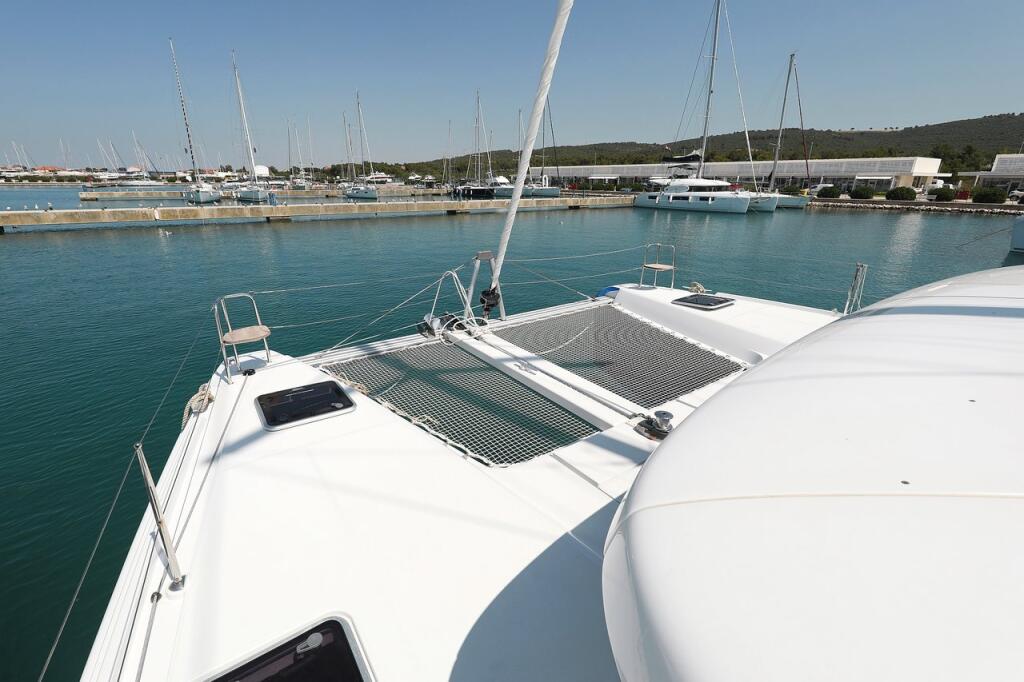 Catamaran 