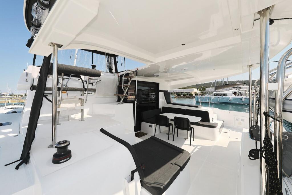 Catamaran 