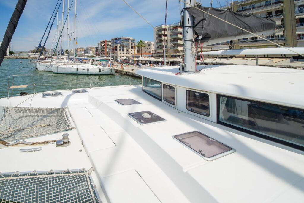 Catamaran 