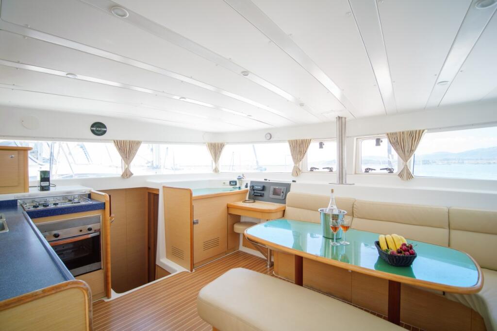 Catamaran 