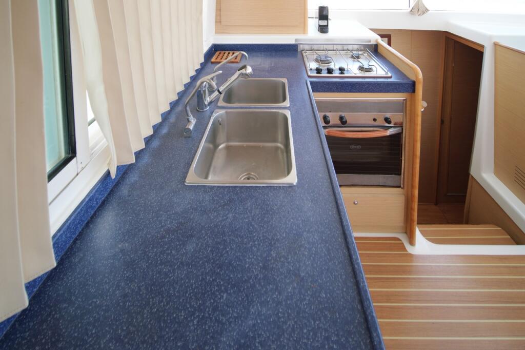 Catamaran 