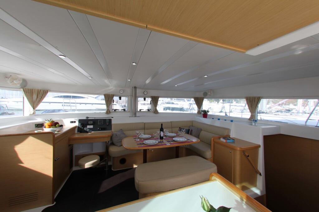 Catamaran 