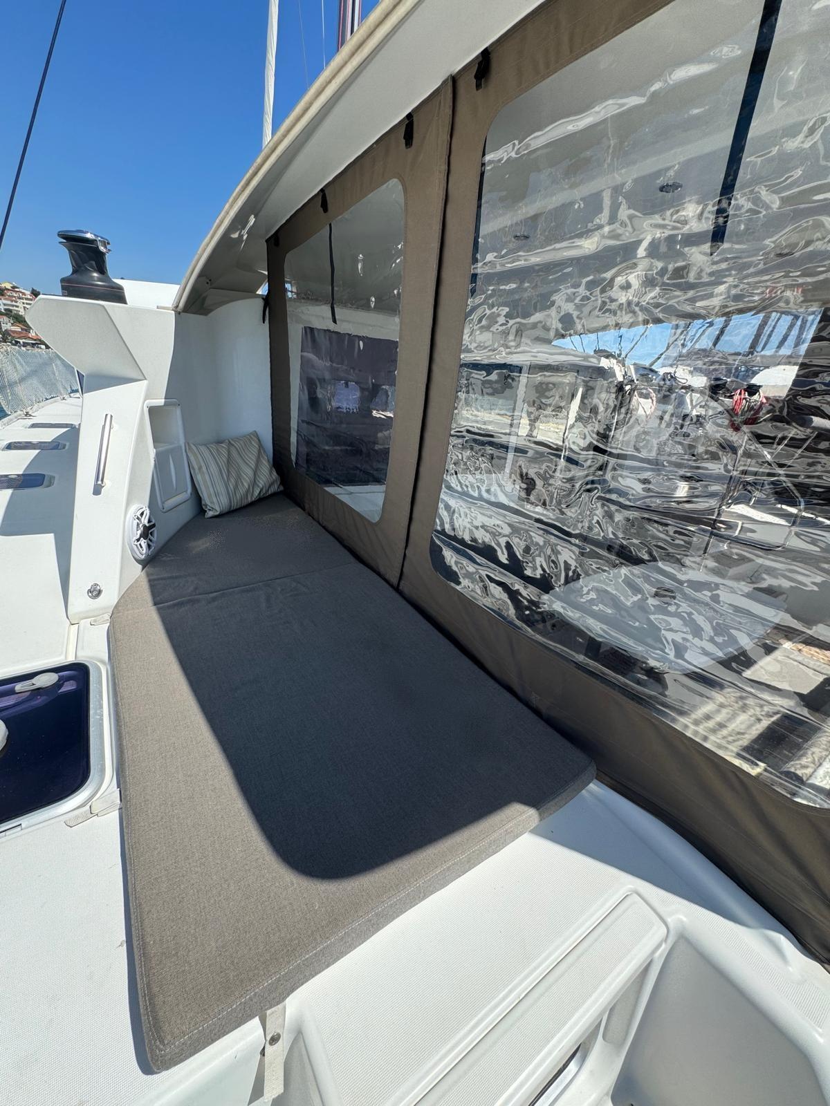 Catamaran 