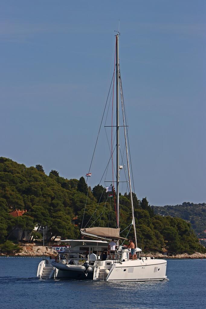 Catamaran 