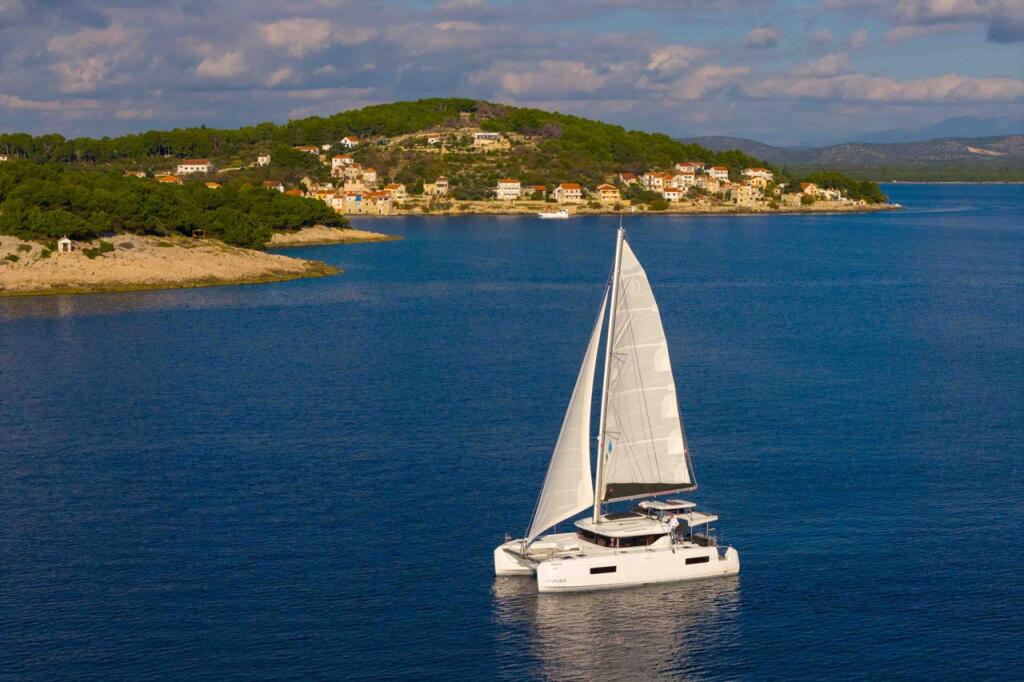 Catamaran 