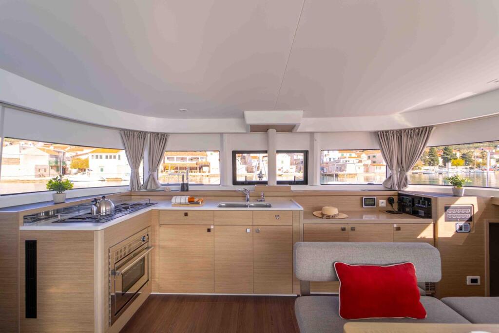 Catamaran 