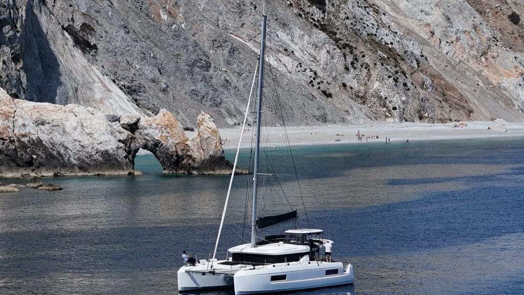 Catamaran 