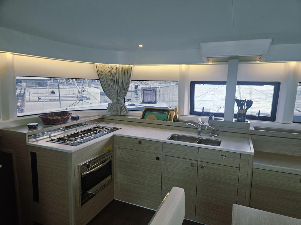 Catamaran 