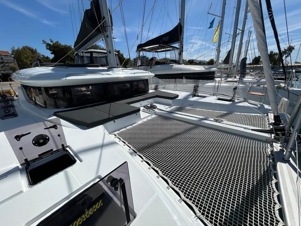 Catamaran 