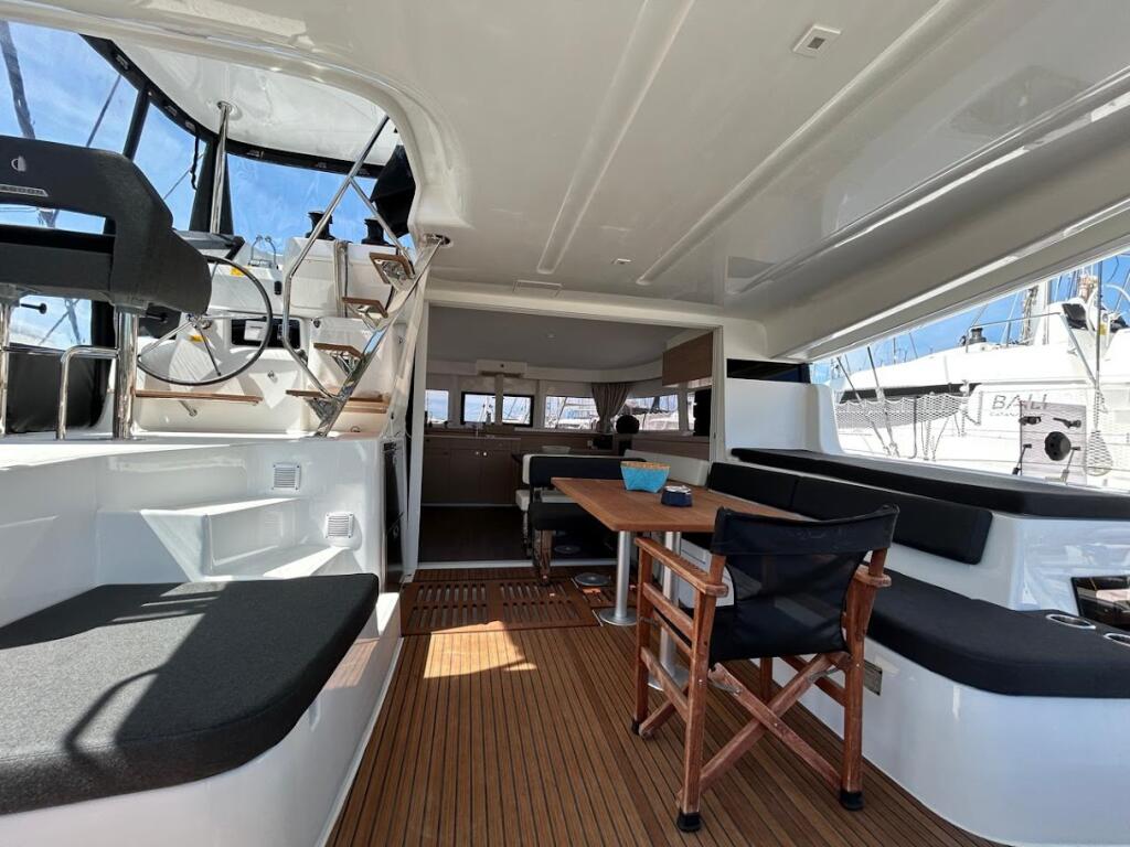 Catamaran 