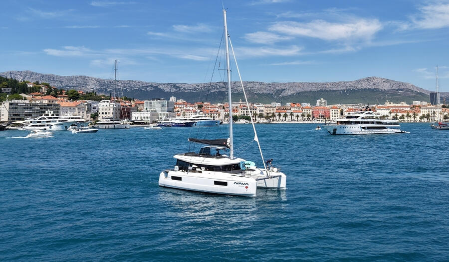Catamaran 