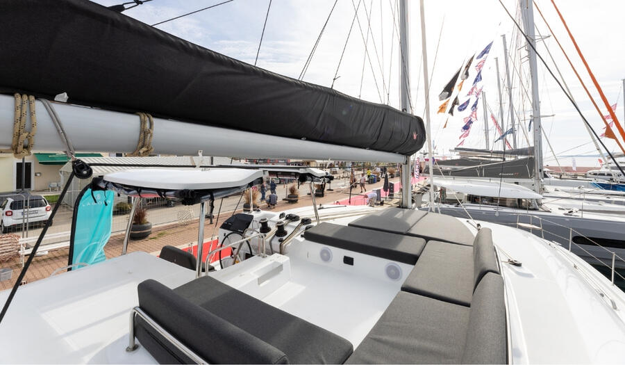 Catamaran 