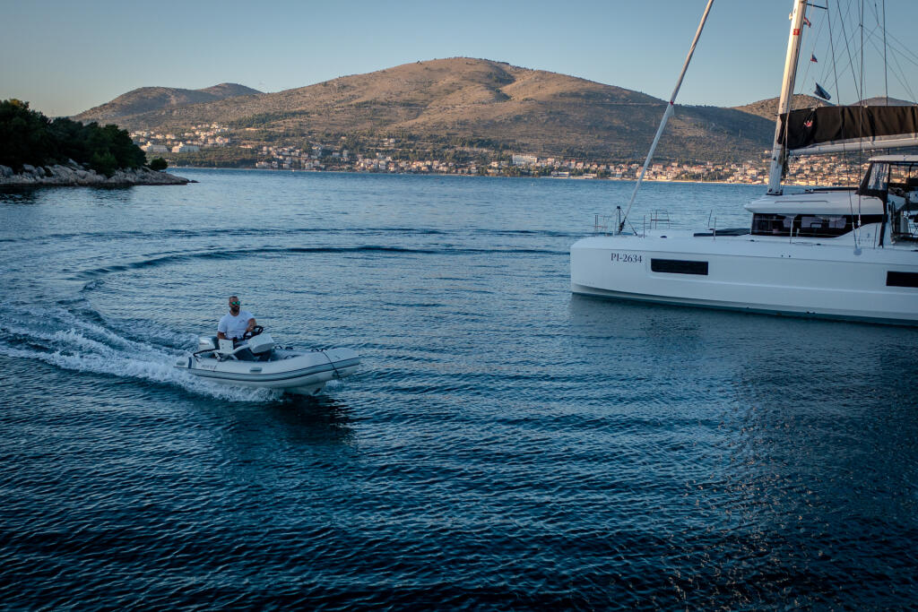 Catamaran 