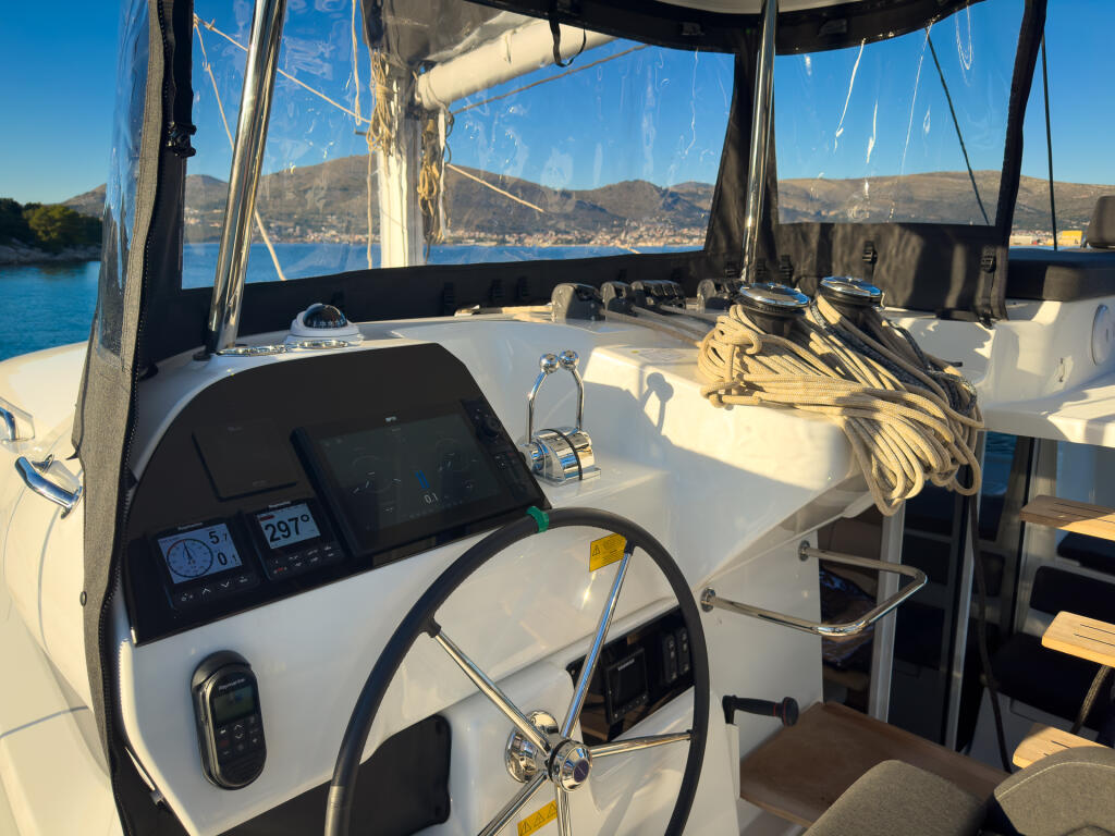 Catamaran 