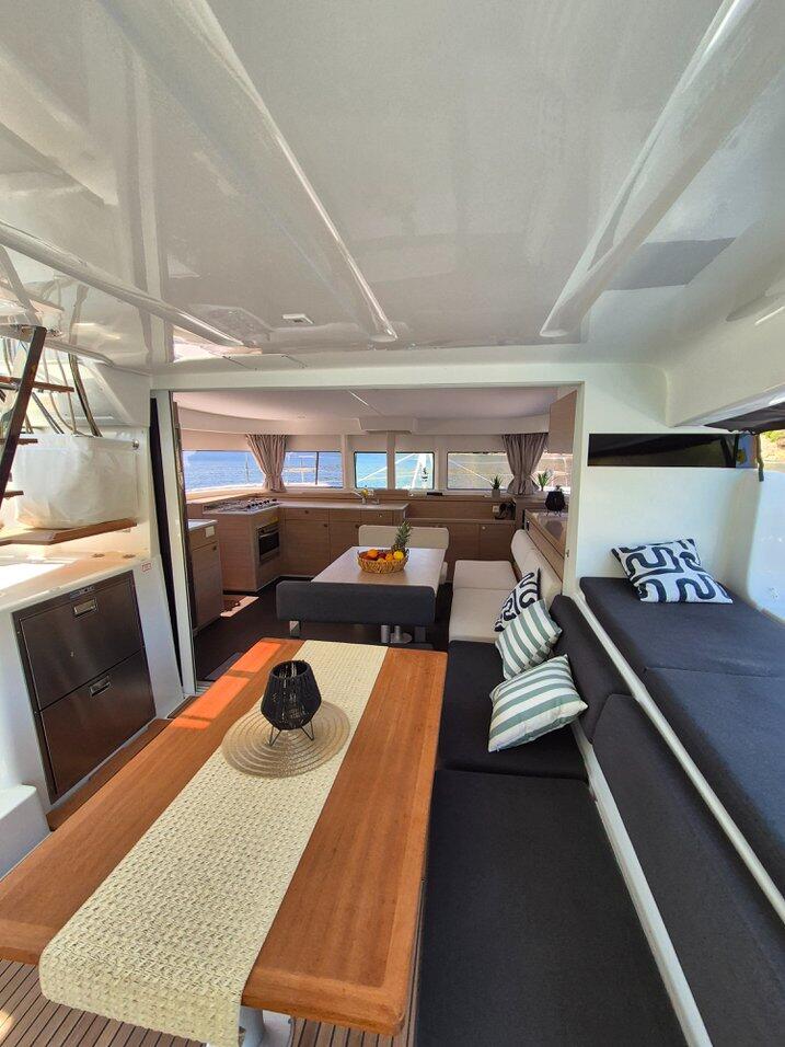 Catamaran 