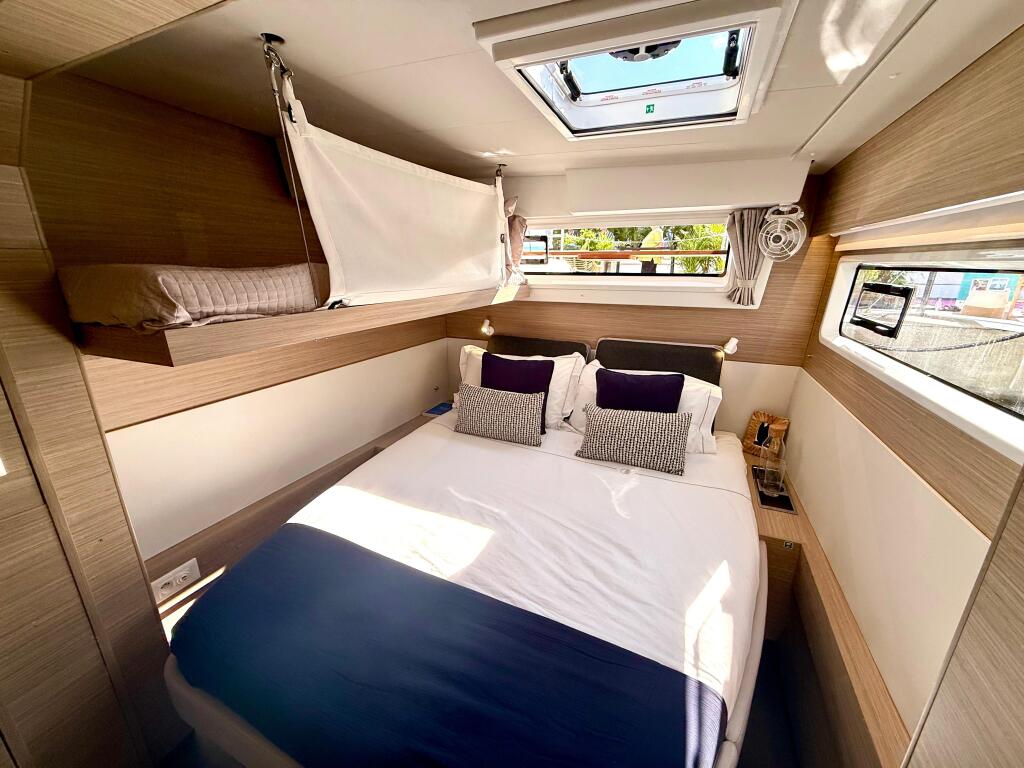 Catamaran 