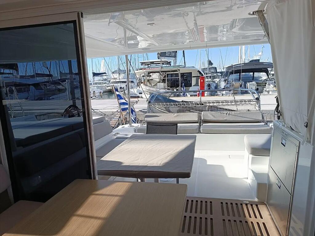 Catamaran 