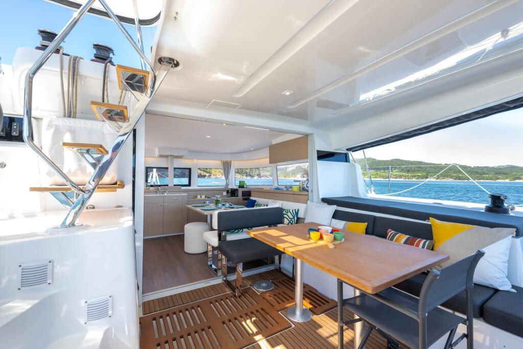 Catamaran 