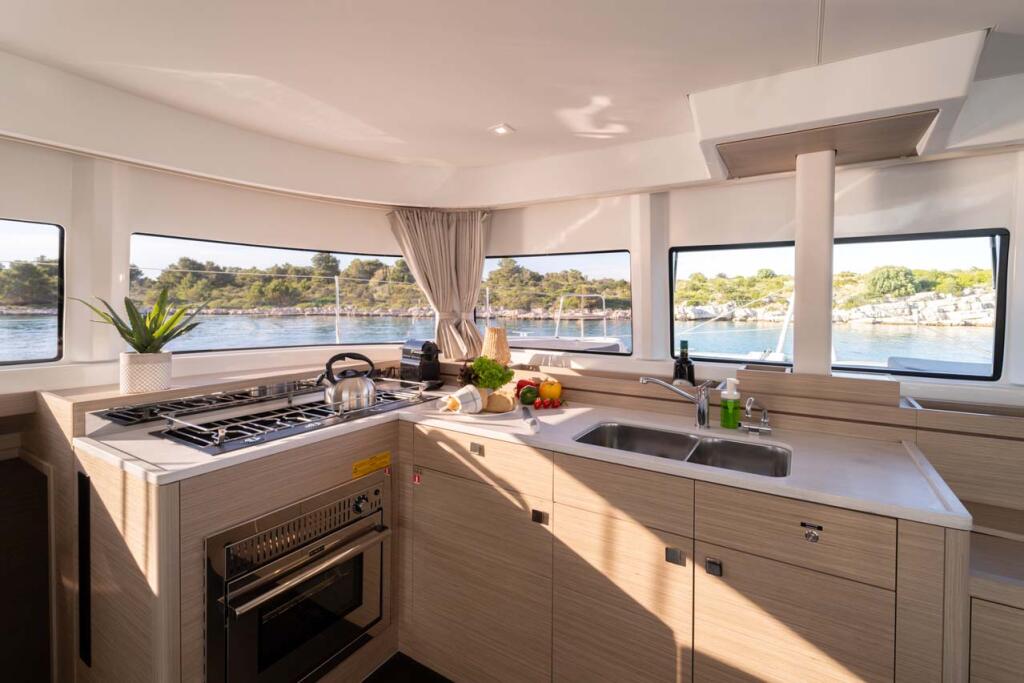 Catamaran 