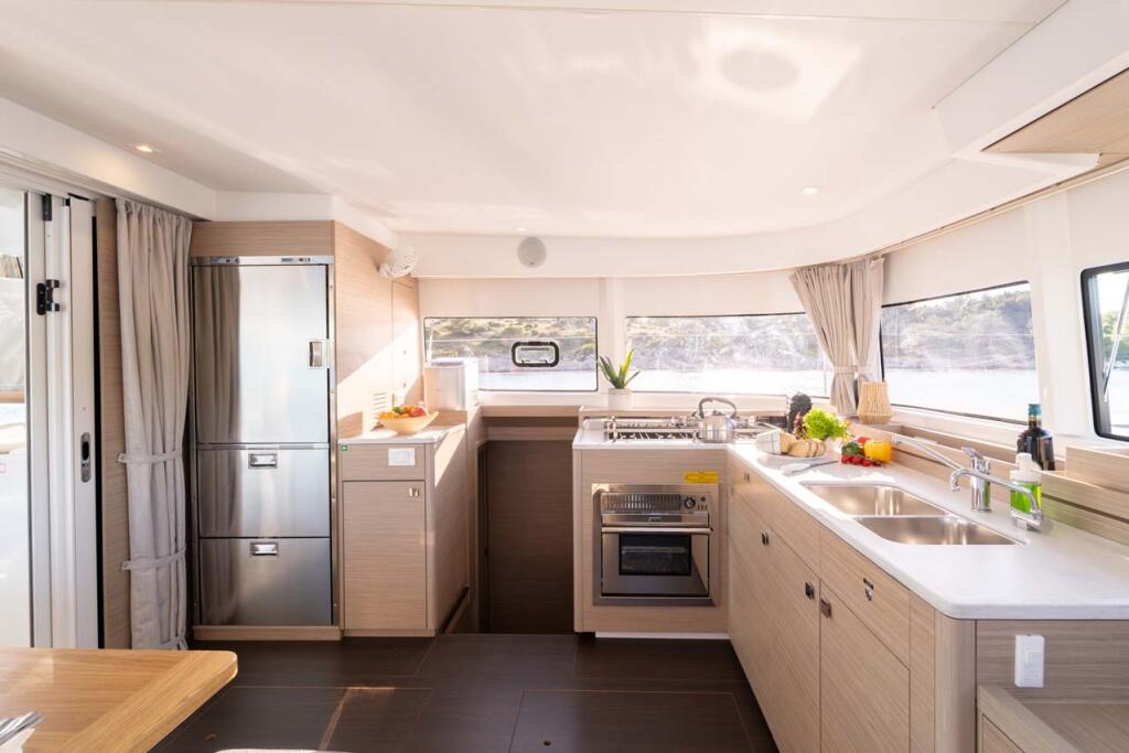 Catamaran 