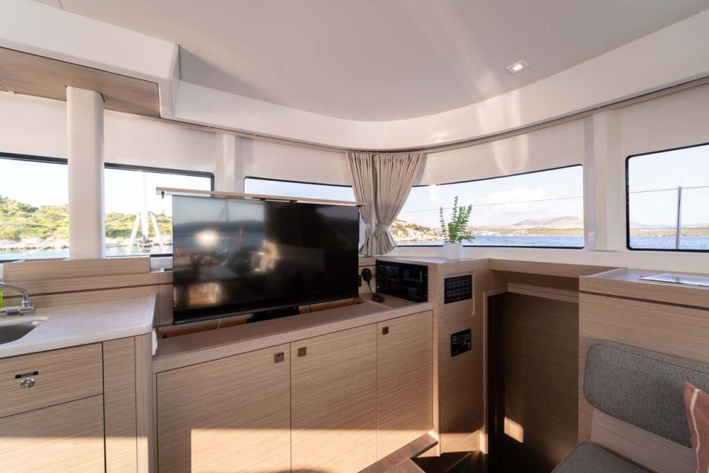 Catamaran 