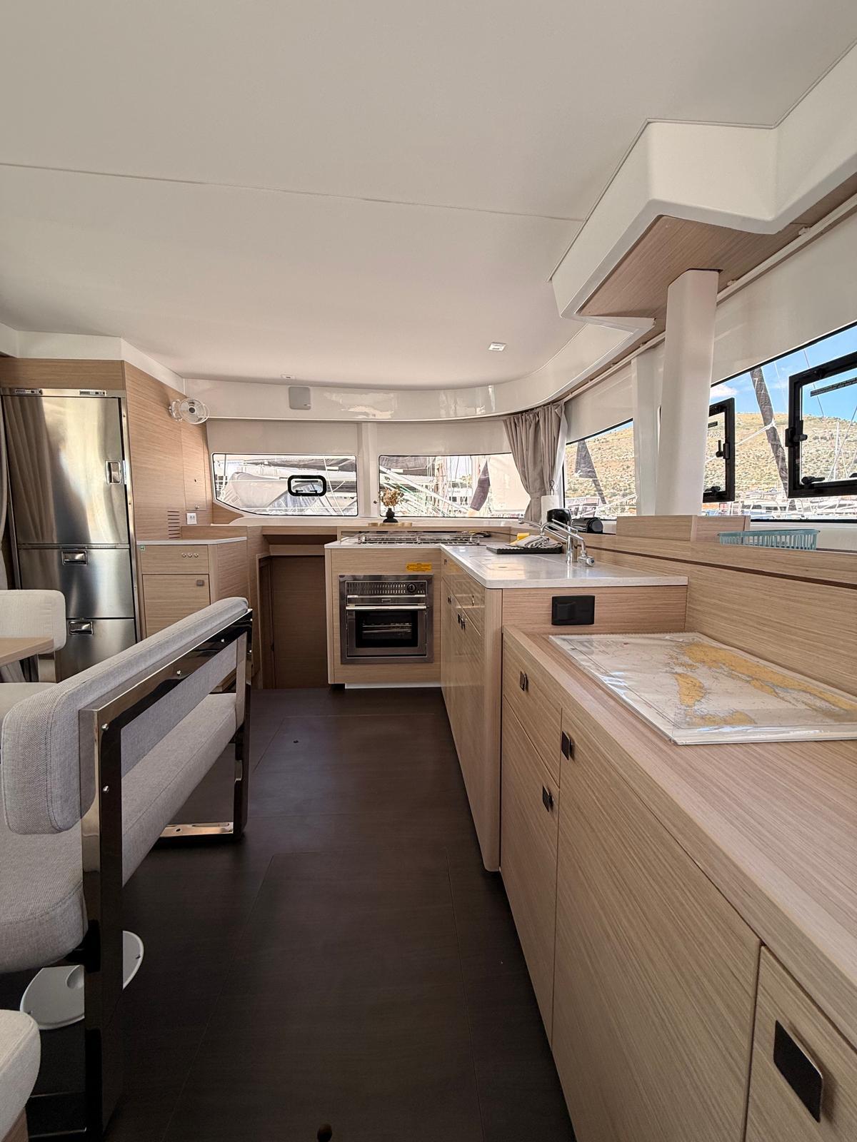 Catamaran 