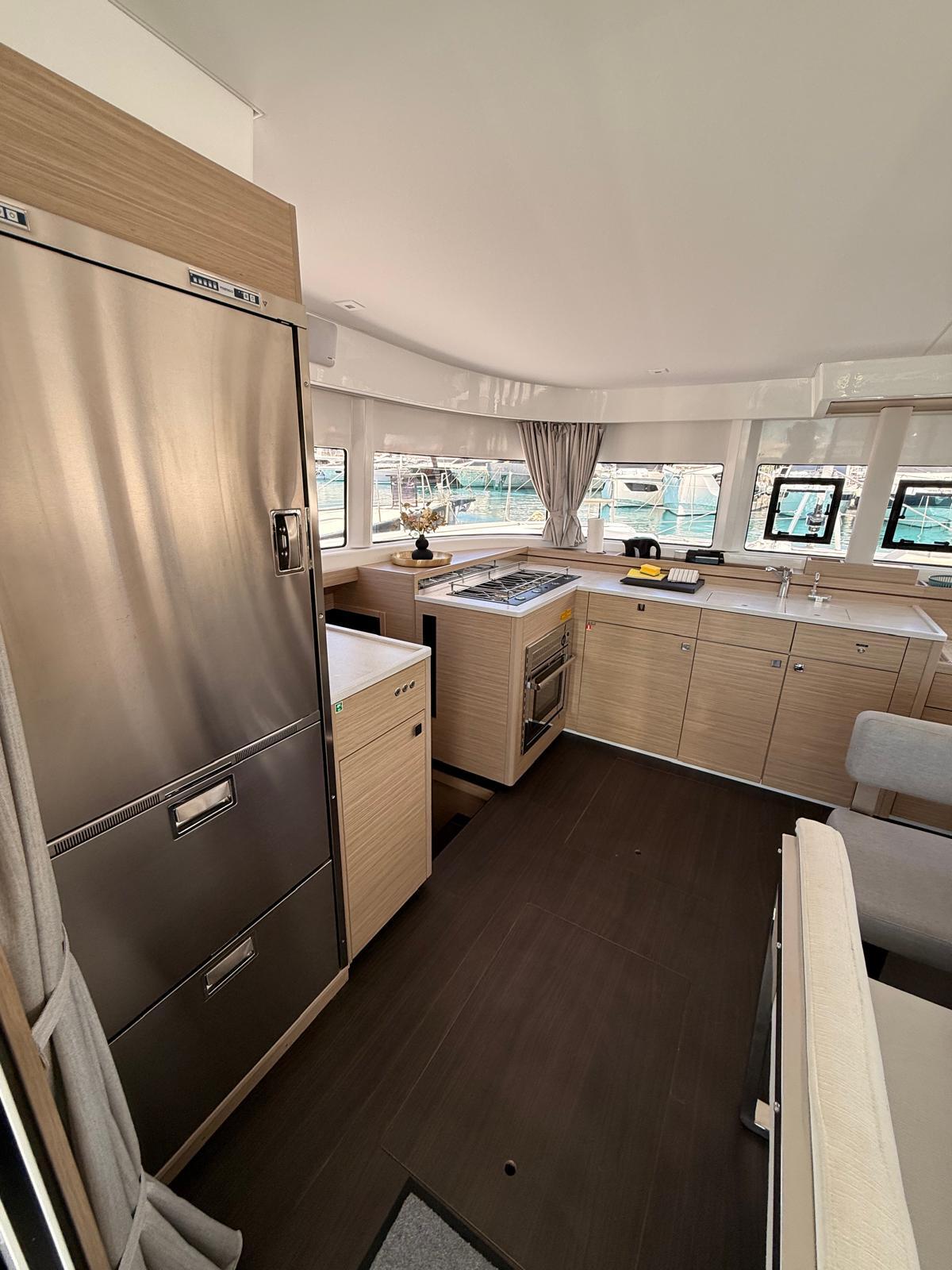 Catamaran 