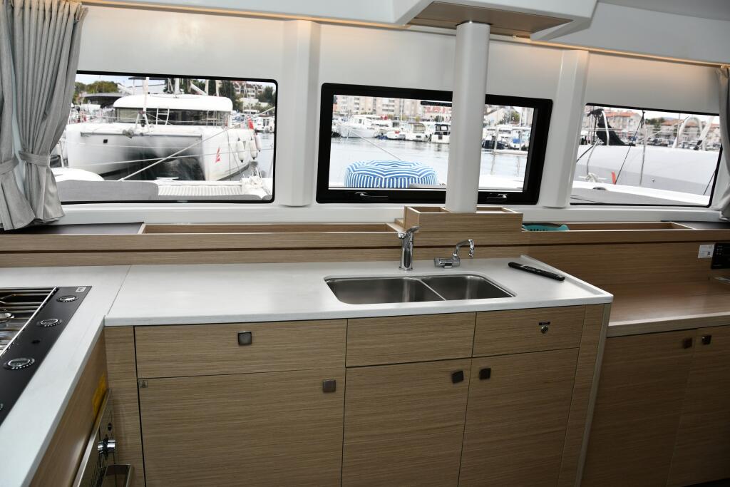 Catamaran 