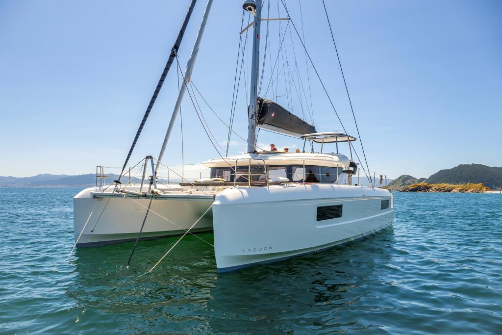 Catamaran 