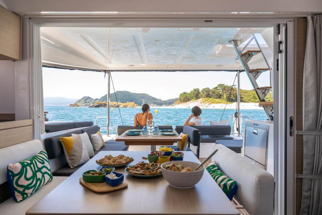 Catamaran 