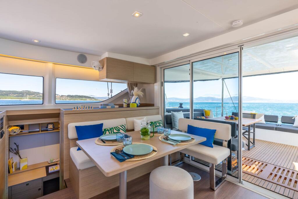Catamaran 