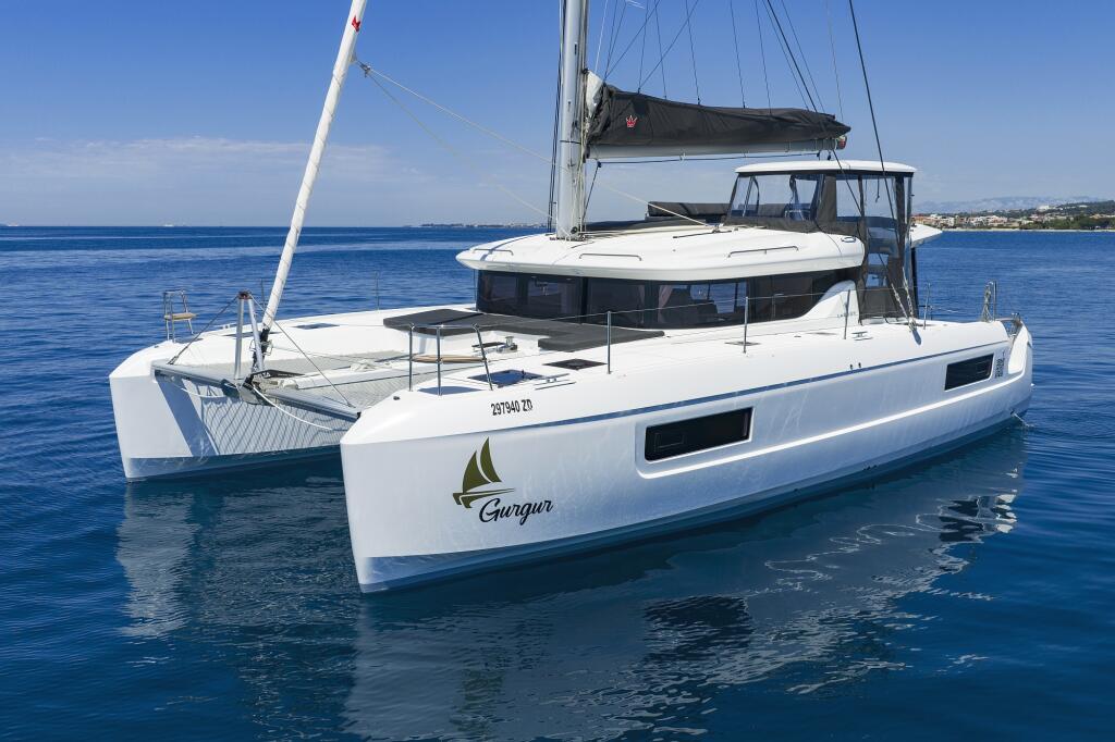 Catamaran 
