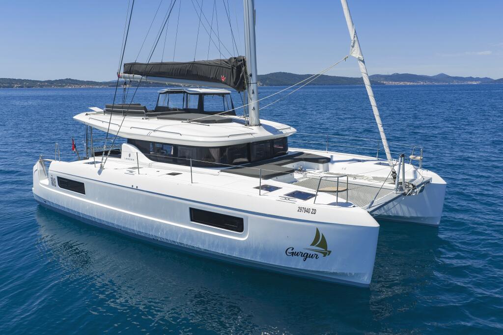 Catamaran 