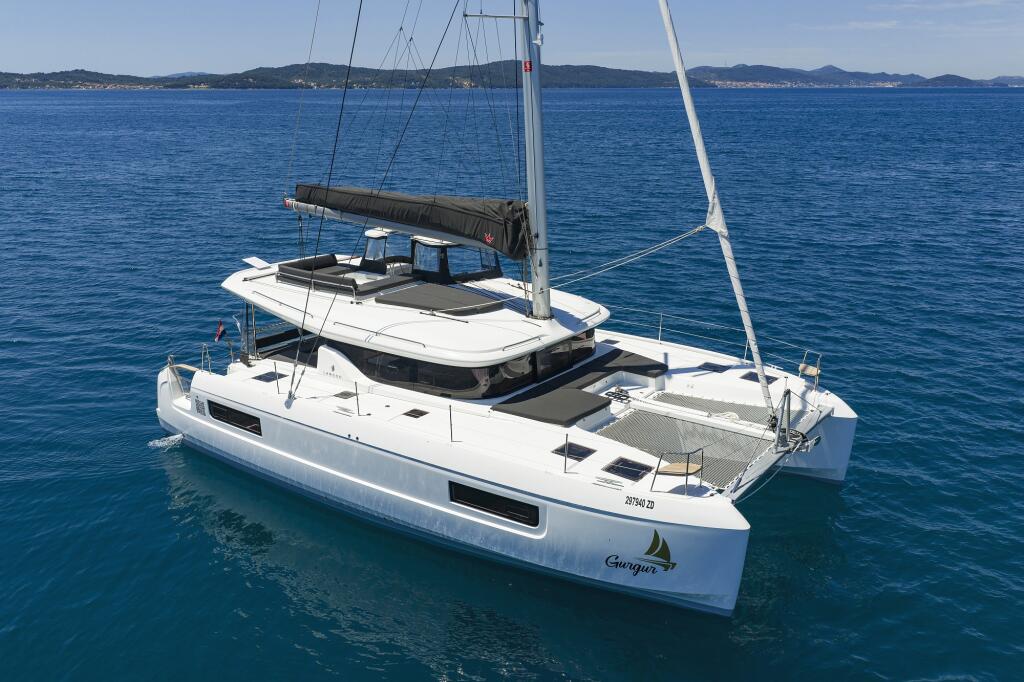Catamaran 