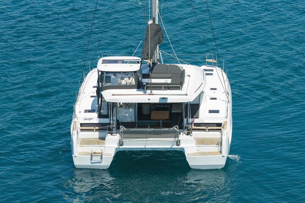 Catamaran 