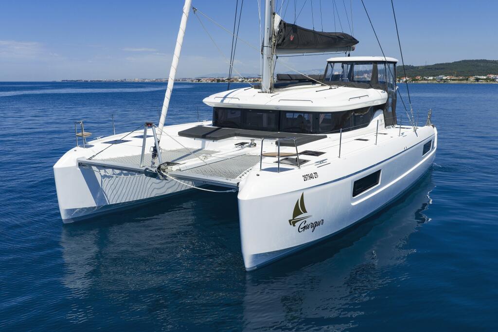 Catamaran 