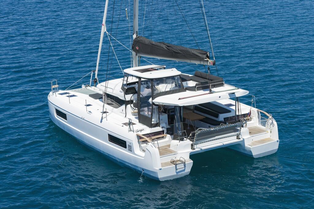 Catamaran 