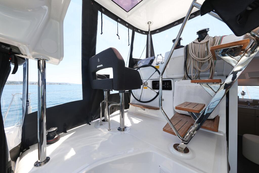 Catamaran 