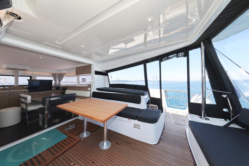Catamaran 