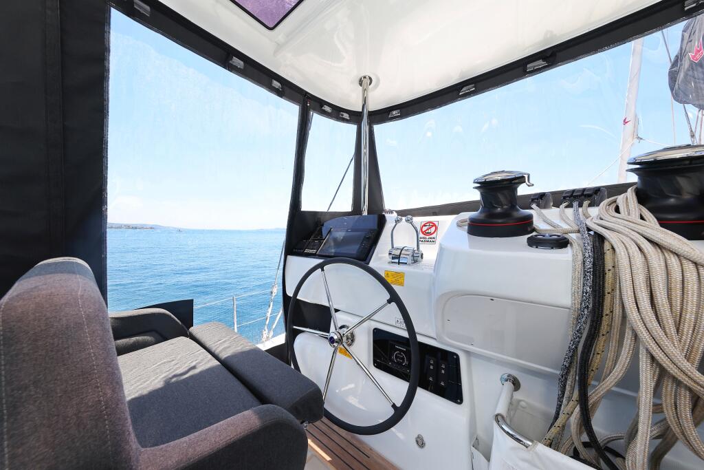 Catamaran 